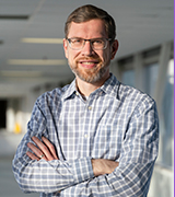 photo of Dr. Derek McLachlin